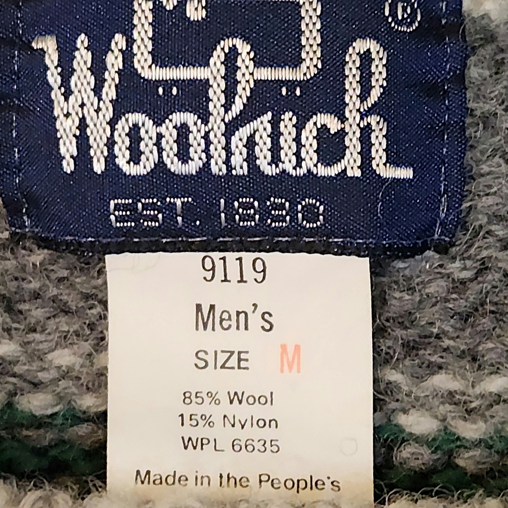 Vintage Woolrich Sweater With An Aztec Pattern, G… - image 6